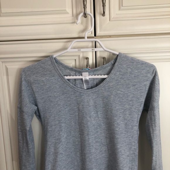 Ivivva girl’s super soft girl’s long sleeve shirt - Picture 2 of 10